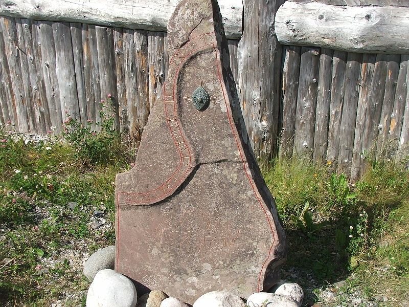 NFLD_drive_to_and-viking_settlement 908.jpg